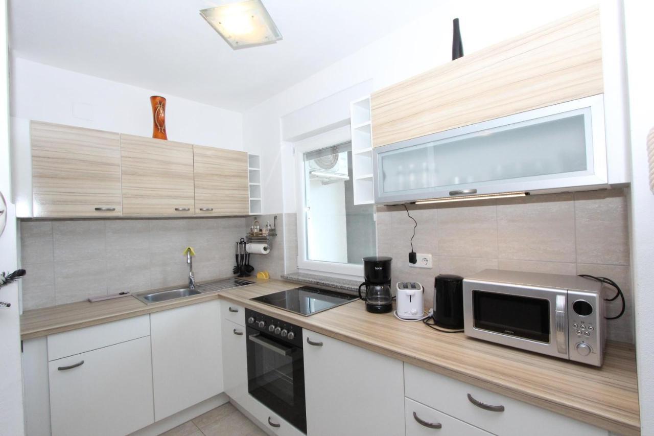 Apartment Adi ロヴィニ エクステリア 写真